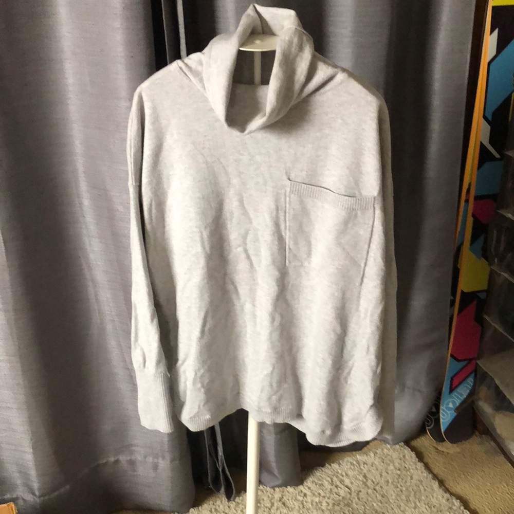 Turtle neck sweater